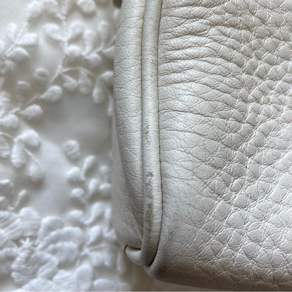 Dooney & Bourke mini barrel cream white pebbled leather bag small purse - Picture 10 of 15